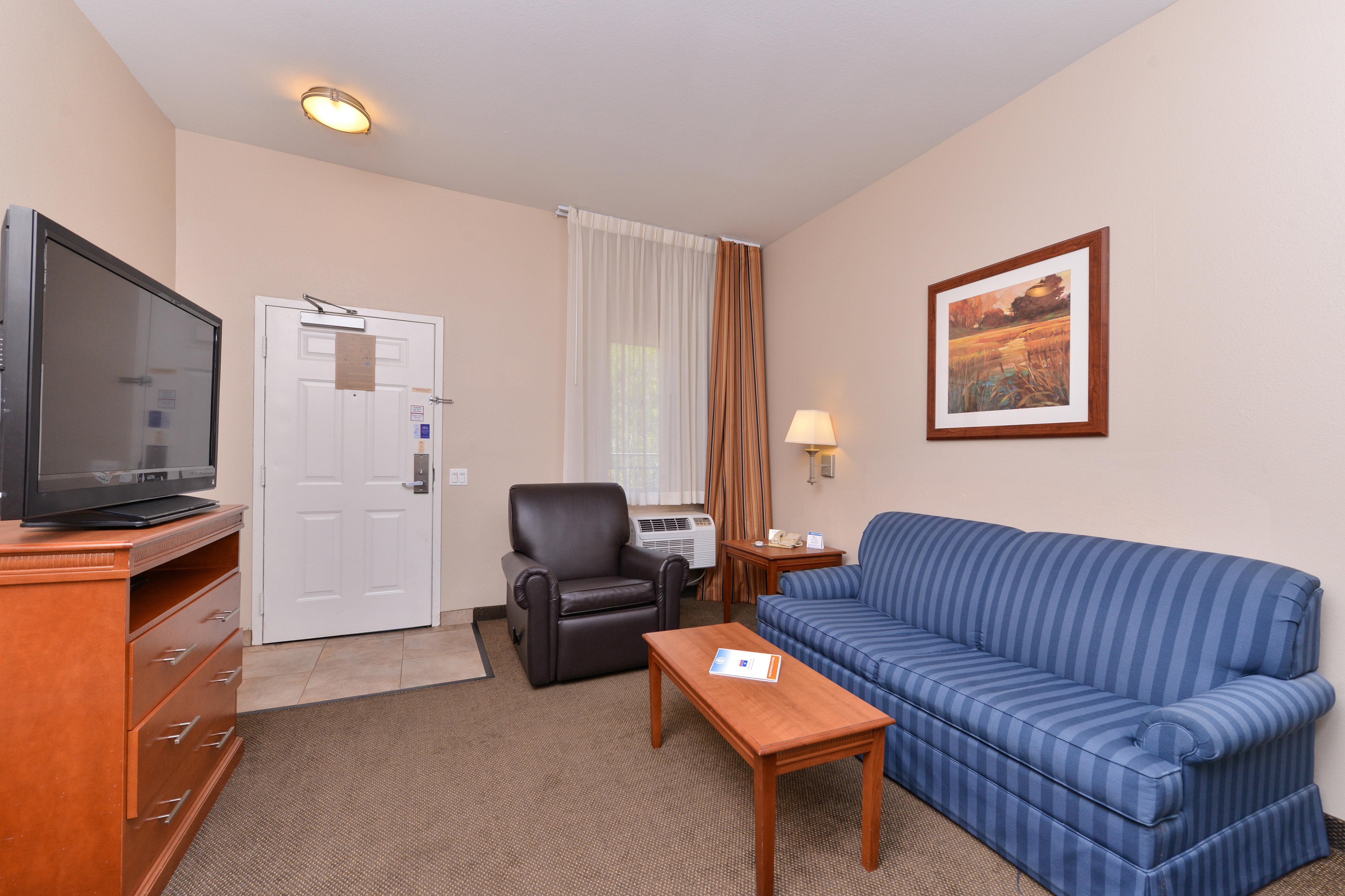 Candlewood Suites San Diego By Ihg Exterior foto