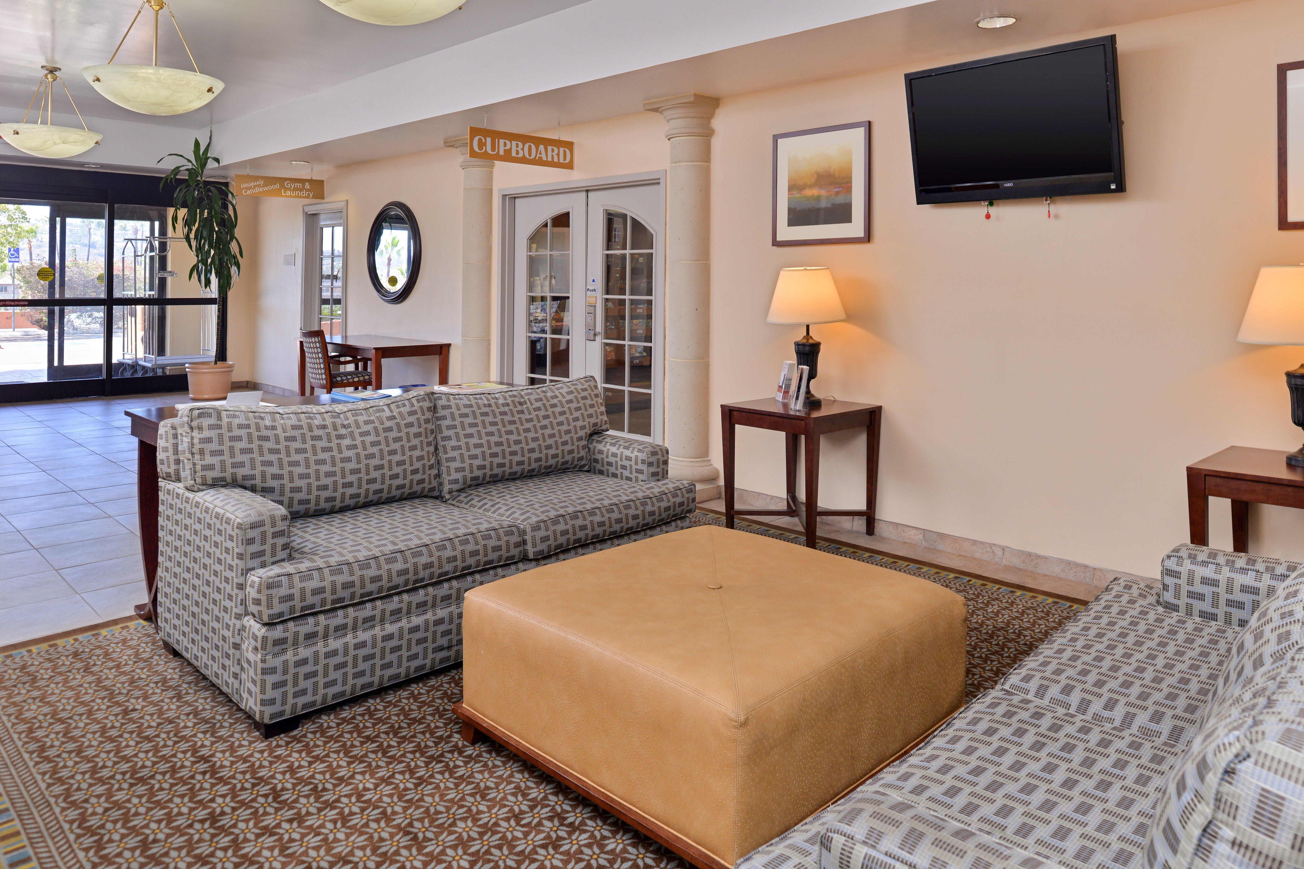Candlewood Suites San Diego By Ihg Exterior foto