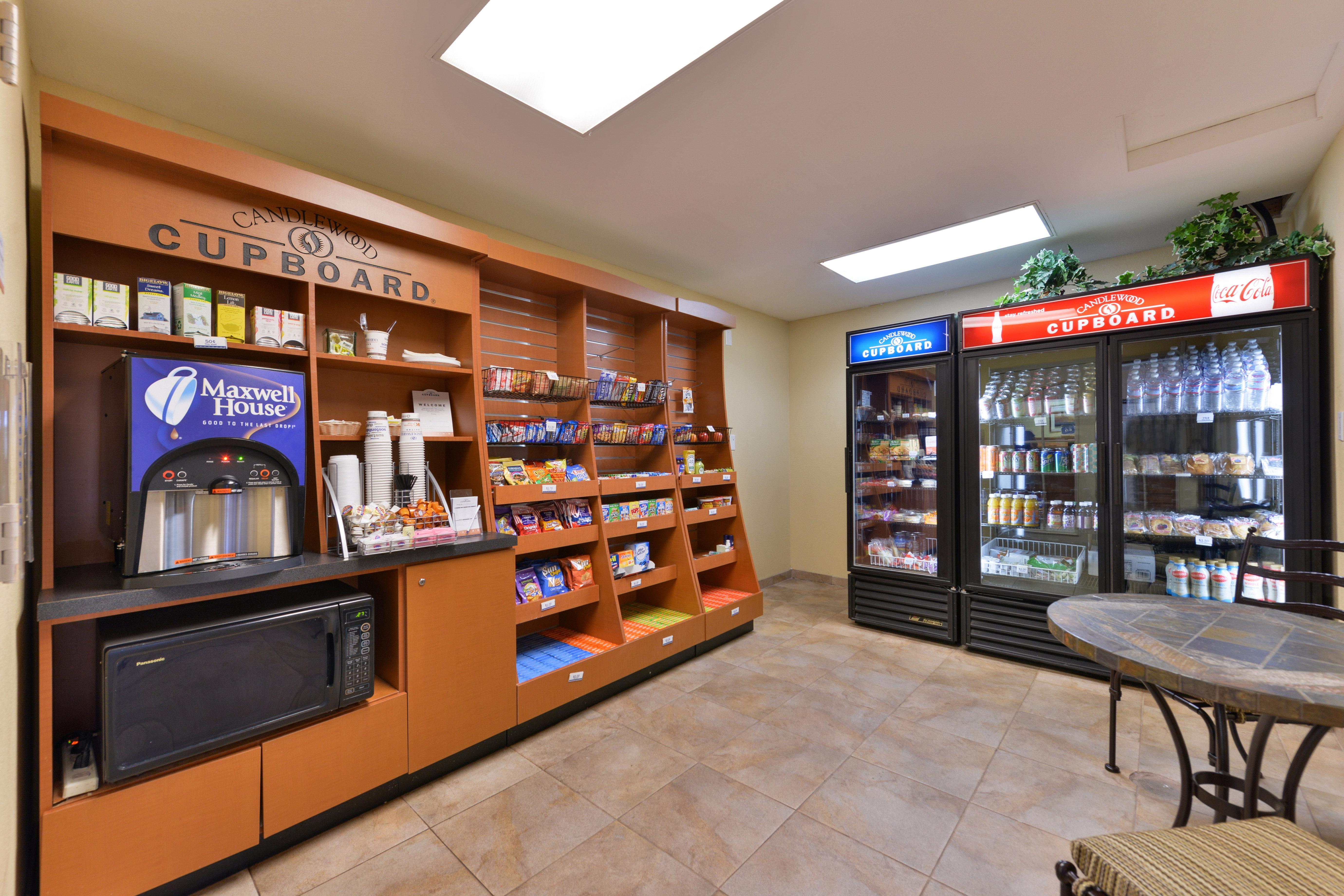 Candlewood Suites San Diego By Ihg Exterior foto
