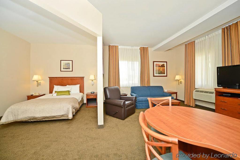 Candlewood Suites San Diego By Ihg Exterior foto