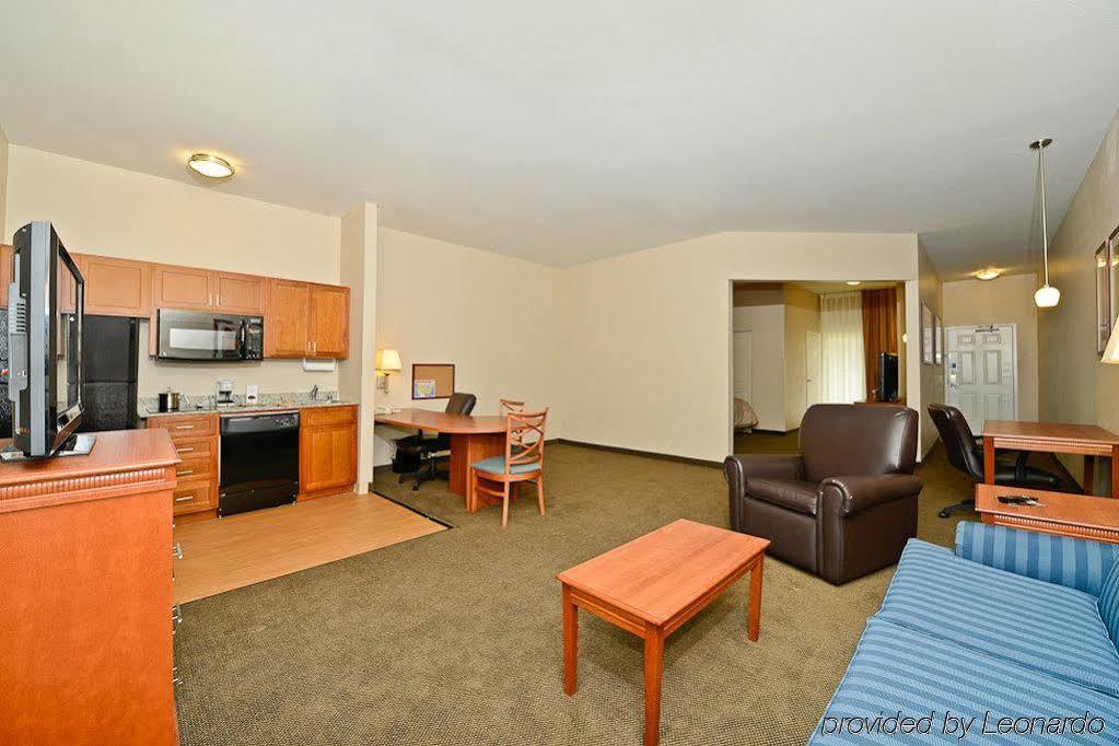 Candlewood Suites San Diego By Ihg Exterior foto
